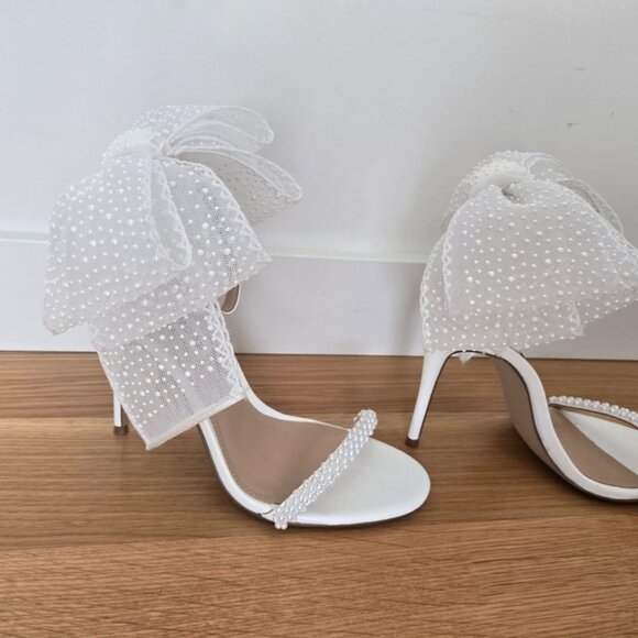 Steve Madden White Bow - Picture 6 of 10